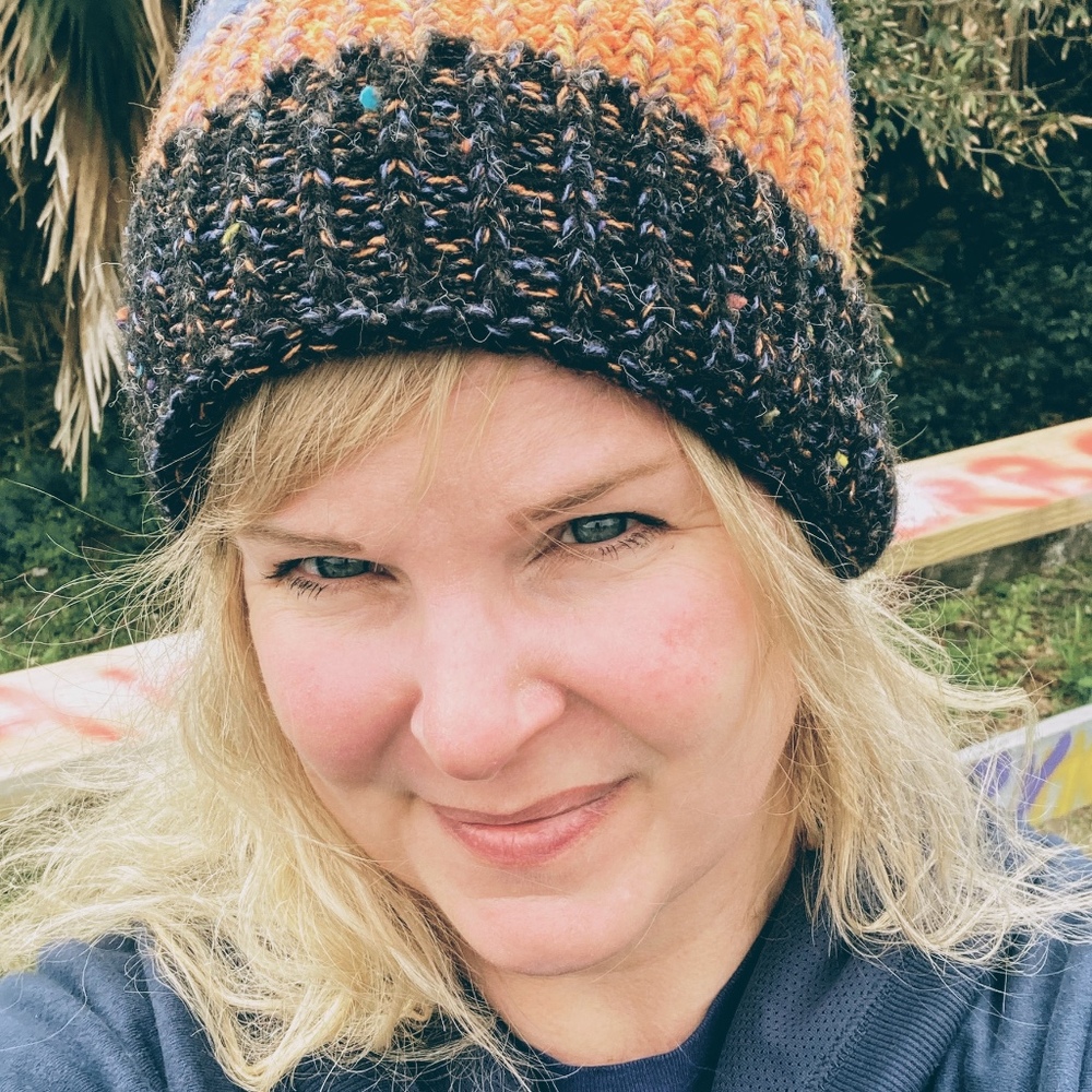 Meet your Posher, Holly